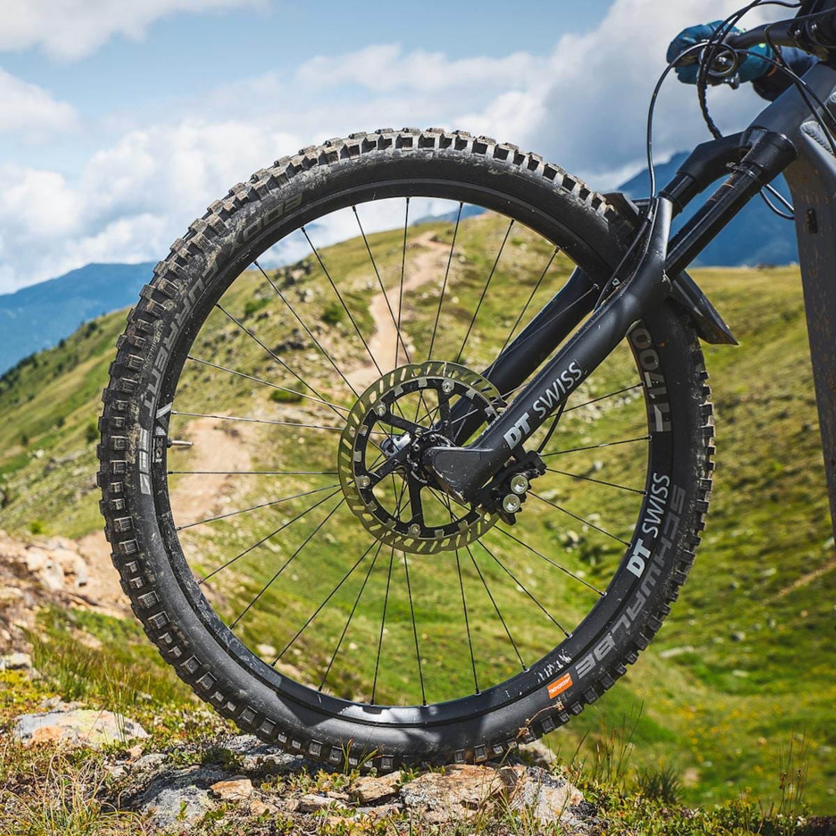 MAGURA MDR-P 6 Hole Disc Black - Image 2