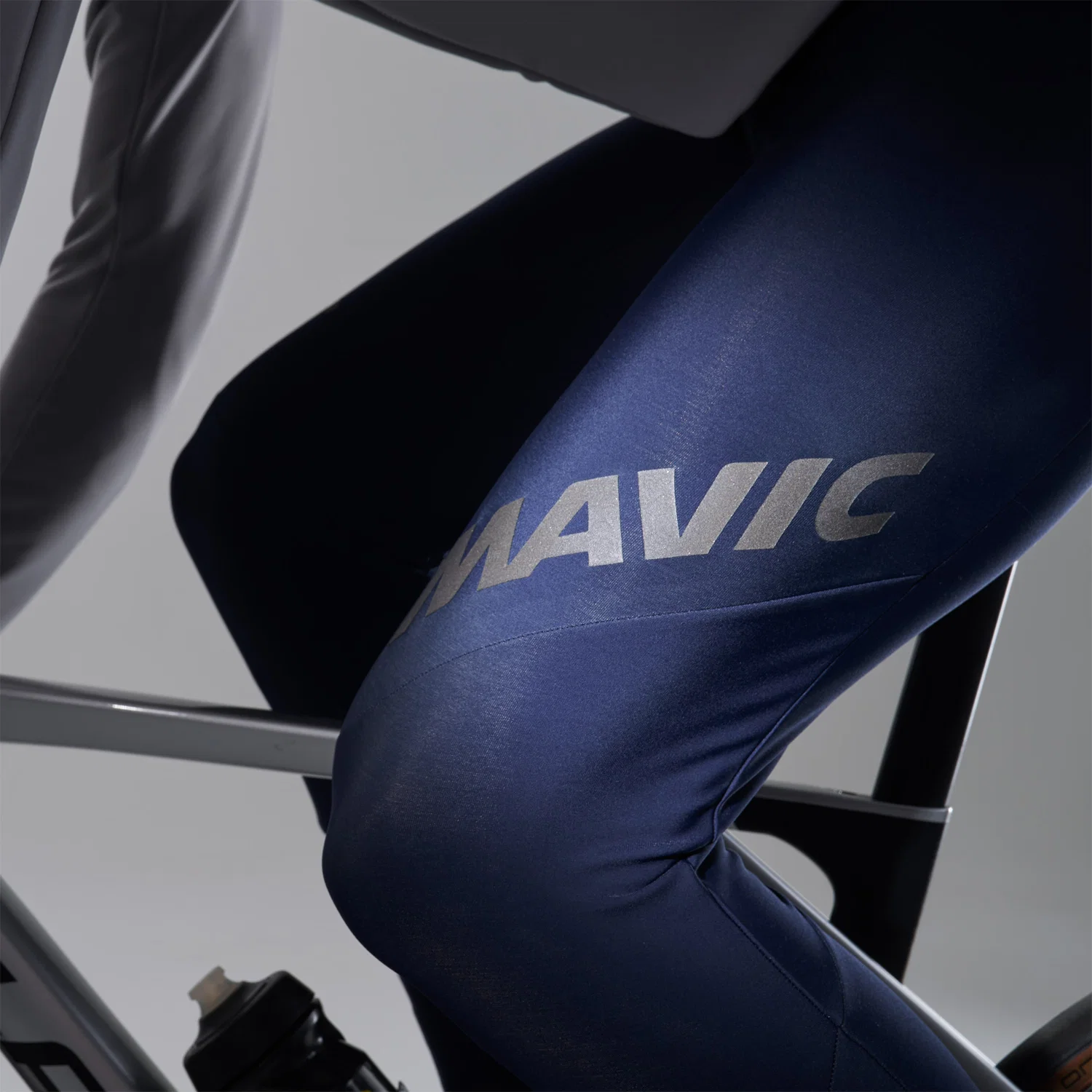 MAVIC AKSIUM THERMO Bib Tight Blue - Image 5