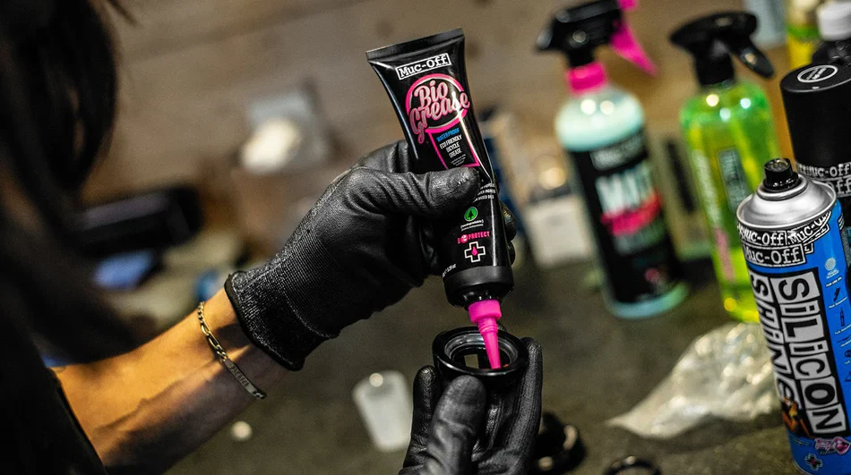 MUC-OFF BIO GREASE (150 ml) - Image 2