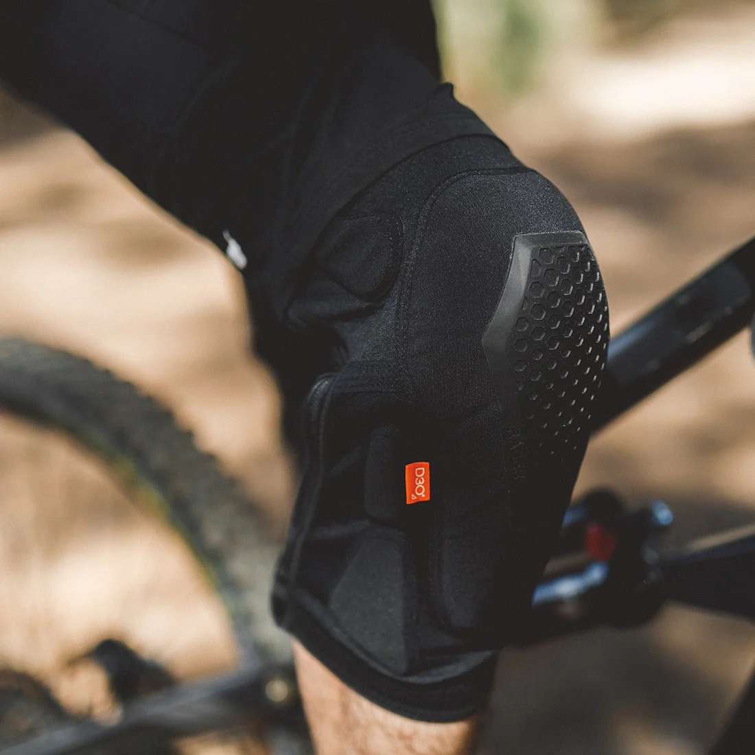 Nakolanniki RACER MOTION KNEE 2 czarne - Image 5