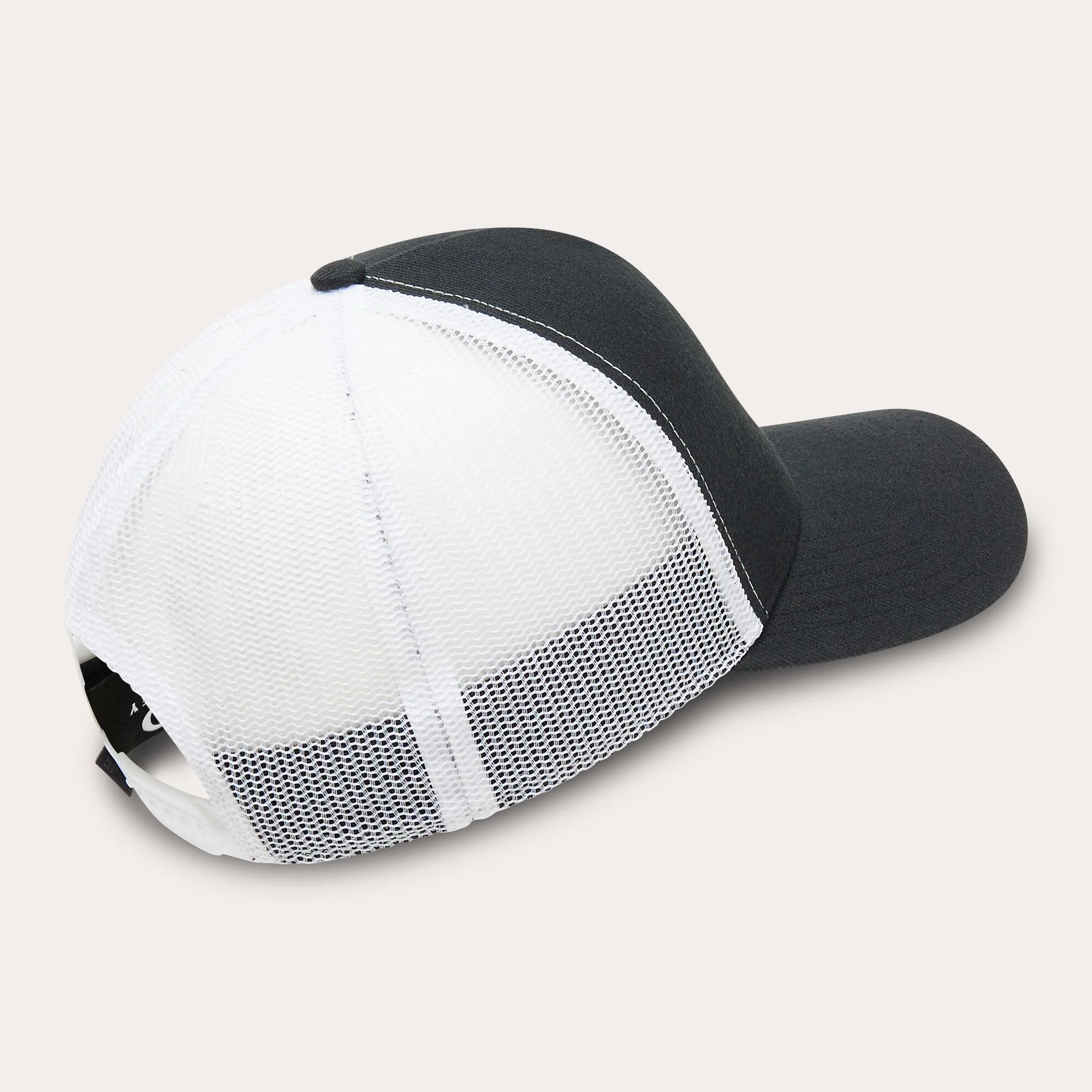 OAKLEY CHALTEN Cap Black/White - Image 2