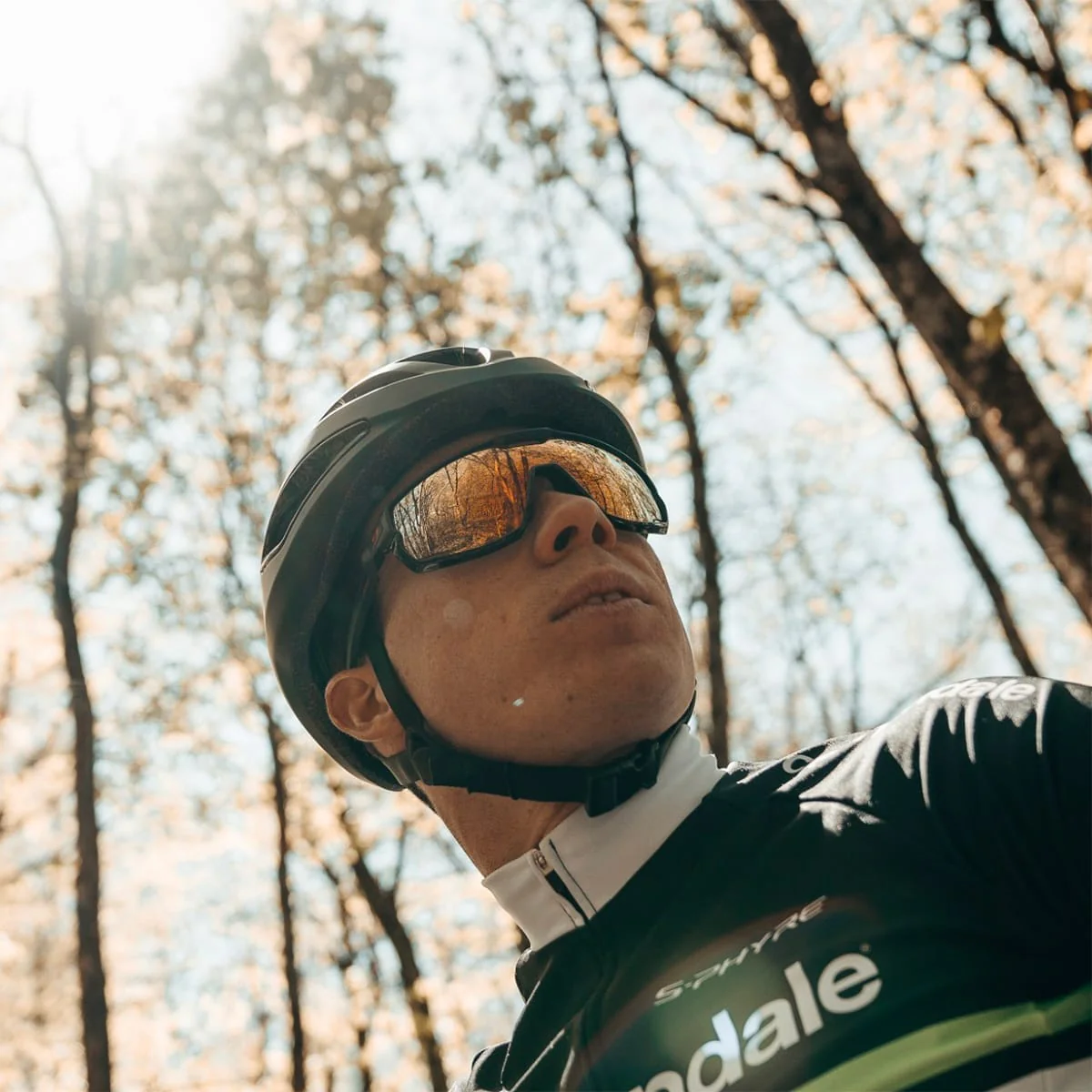 Okulary przeciwsłoneczne JULBO RUSH Matte Black/Brilliant Black Reactiv Light Amplifer Photochromic - Image 5