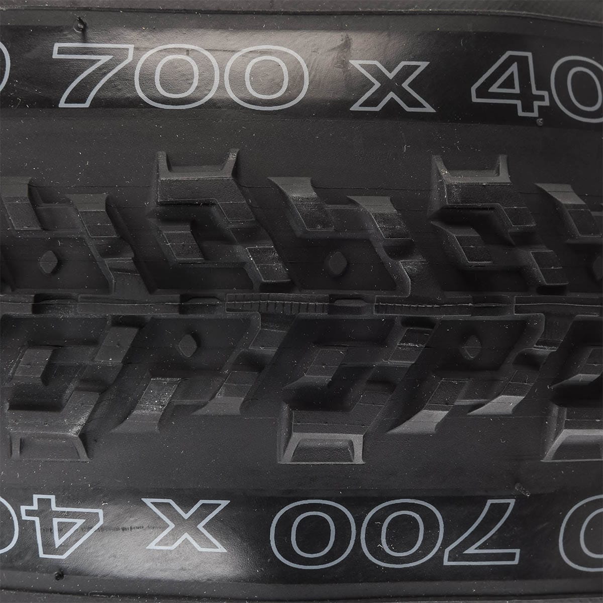 Opona WTB NANO TCS LIGHT FAST ROLLING DUAL DNA 700x40c Tubeless Ready Czarna - Image 3