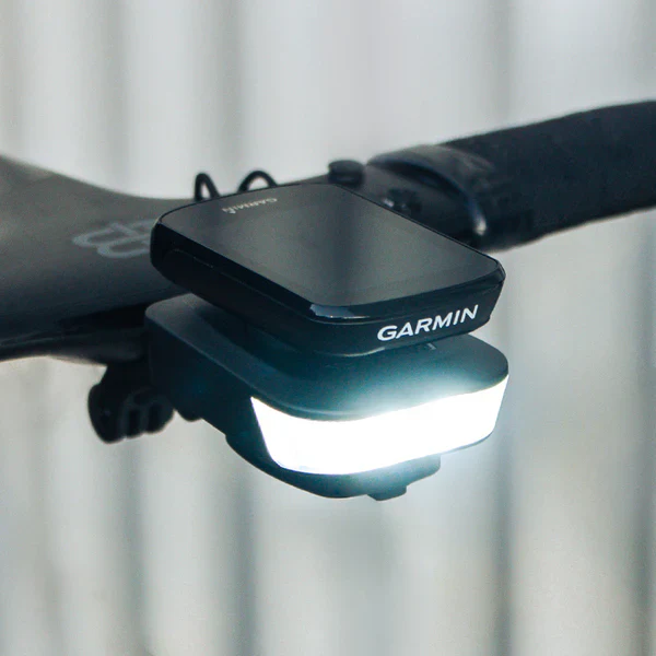 Lampka przednia RAVEMEN FR 500 - Garmin/Wahoo - Image 4