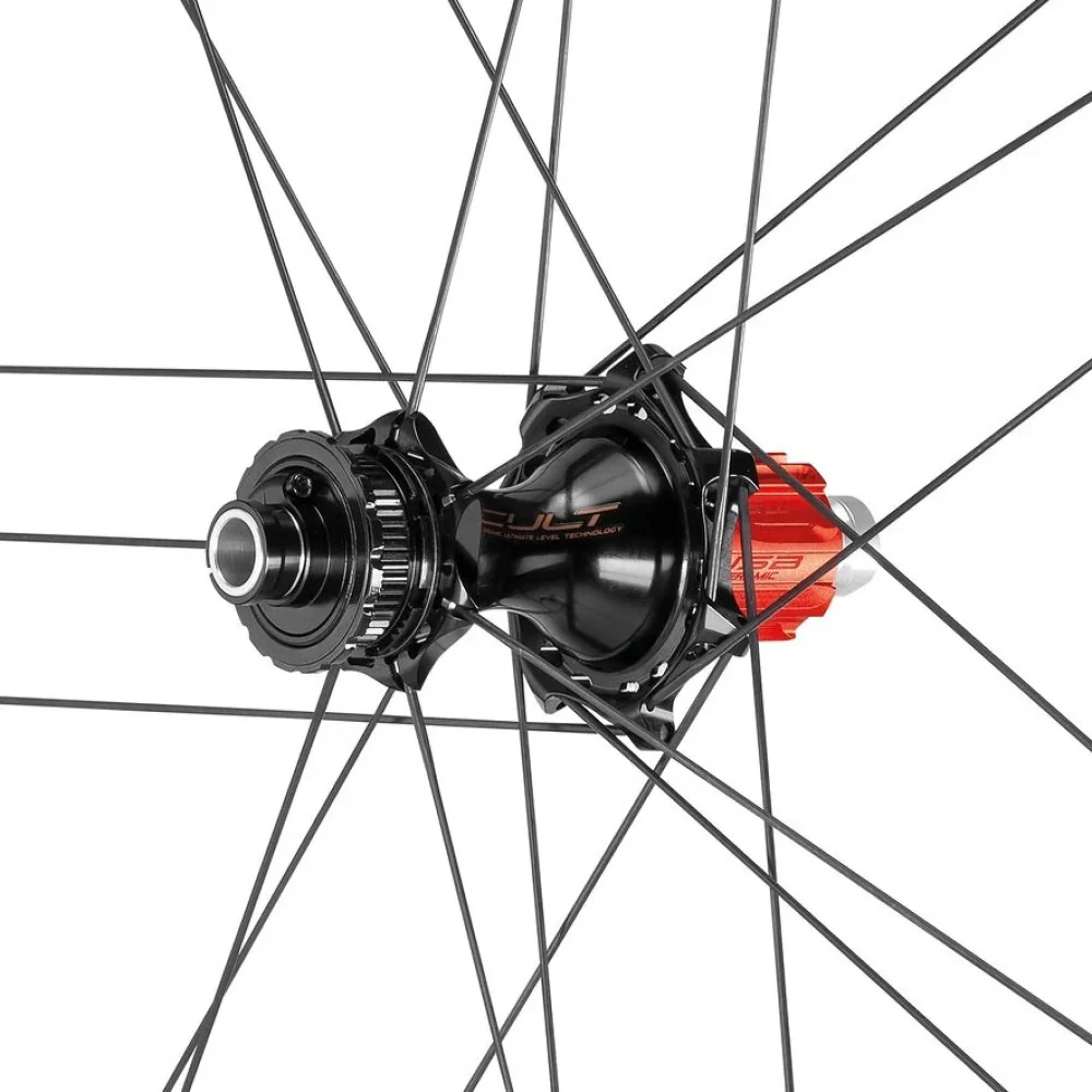 Para kół CAMPAGNOLO BORA ULTRA WTO 45 C23 DISC przystosowanych do jazdy bezdętkowej (centralna blokada) - Image 9