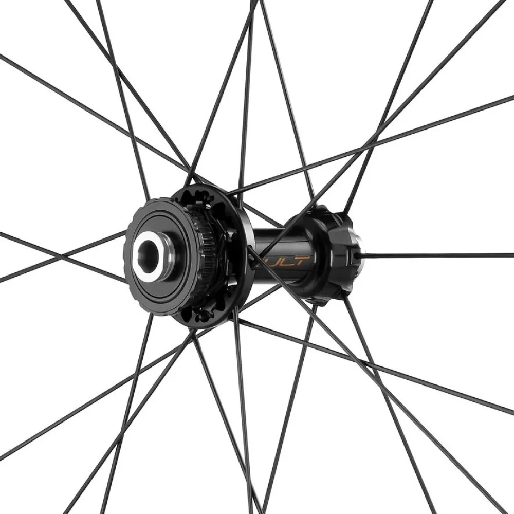 Para kół CAMPAGNOLO HYPERON ULTRA DISC przystosowanych do jazdy bezdętkowej (centralna blokada) - Image 9