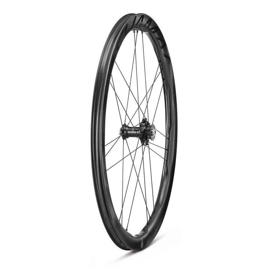 Para kół CAMPAGNOLO SHAMAL DUAL PROFILE CARBON C23 przystosowanych do jazdy bezdętkowej (centralna blokada) - Image 4