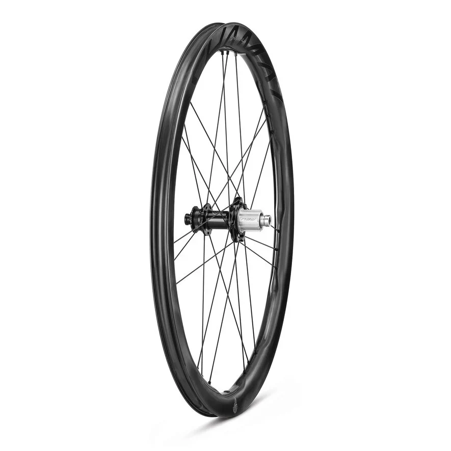 Para kół CAMPAGNOLO SHAMAL DUAL PROFILE CARBON C23 przystosowanych do jazdy bezdętkowej (centralna blokada) - Image 7