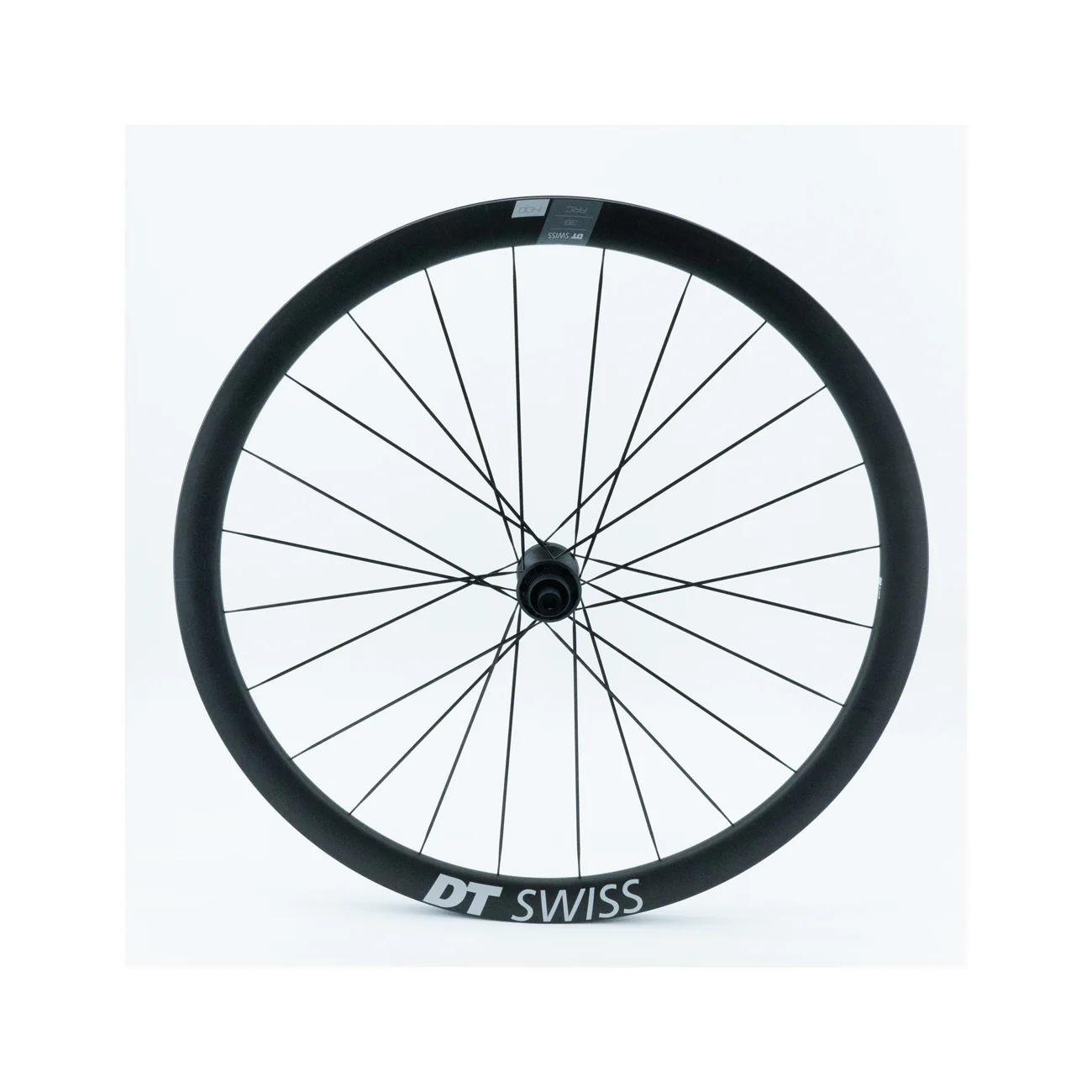 Para kół DT SWISS ARC 1400 DICUT 38 DISC przystosowanych do jazdy bezdętkowej (centralna blokada) - Image 8
