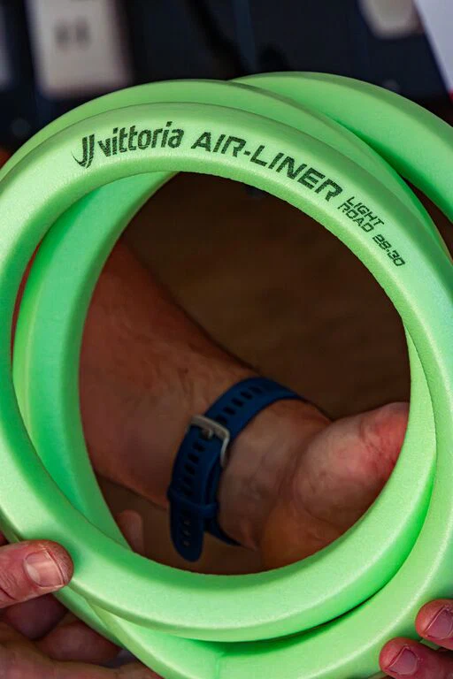 Pianka antyprzebiciowa VITTORIA AIR-LINER LIGHT ROAD 700x32-36 - Image 5