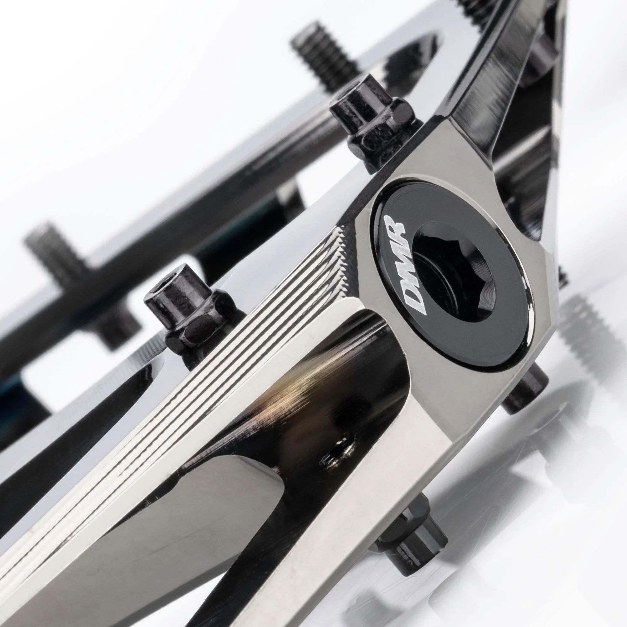 Płaskie pedały DMR VAULT Chrome Black - Image 5