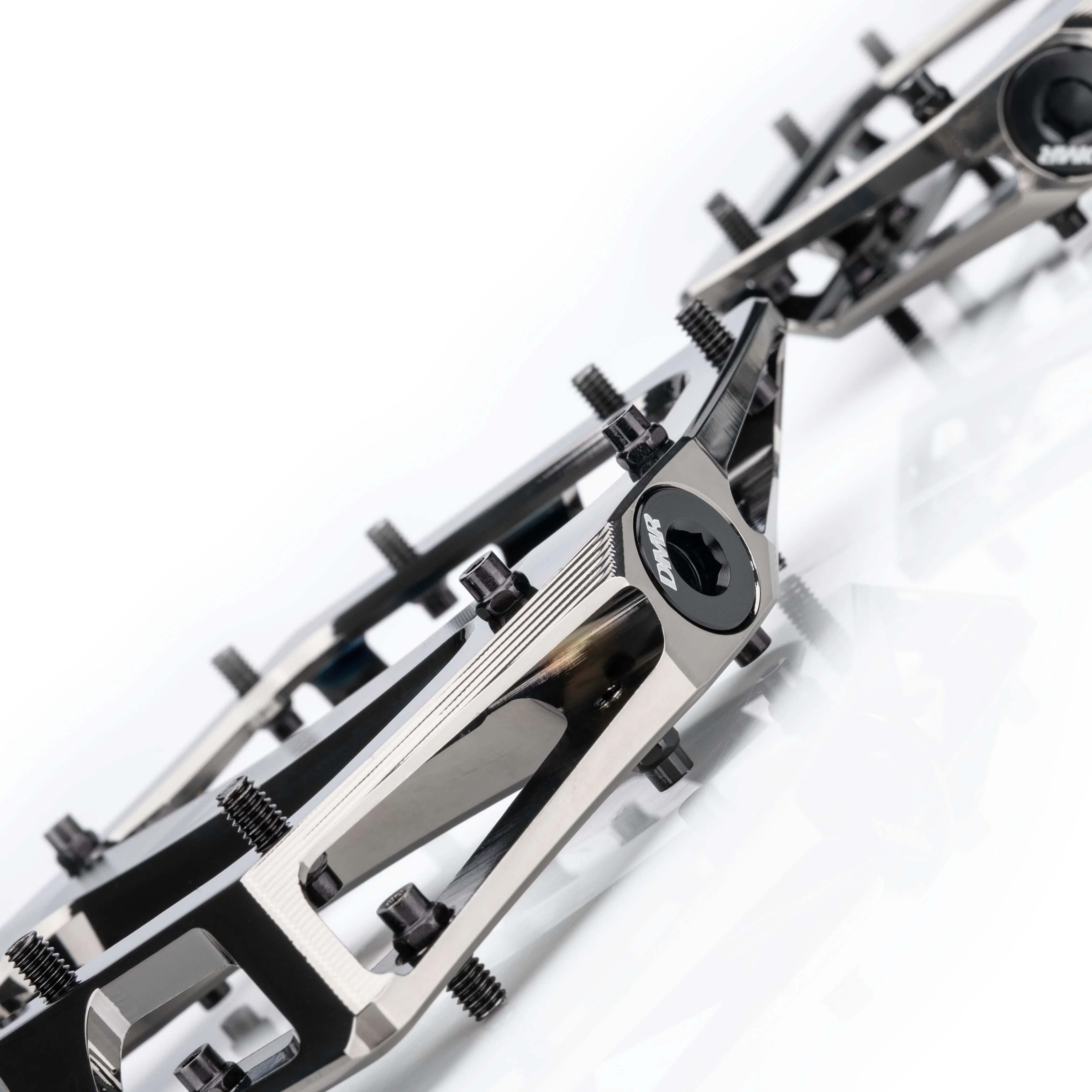 Płaskie pedały DMR VAULT Chrome Black - Image 6