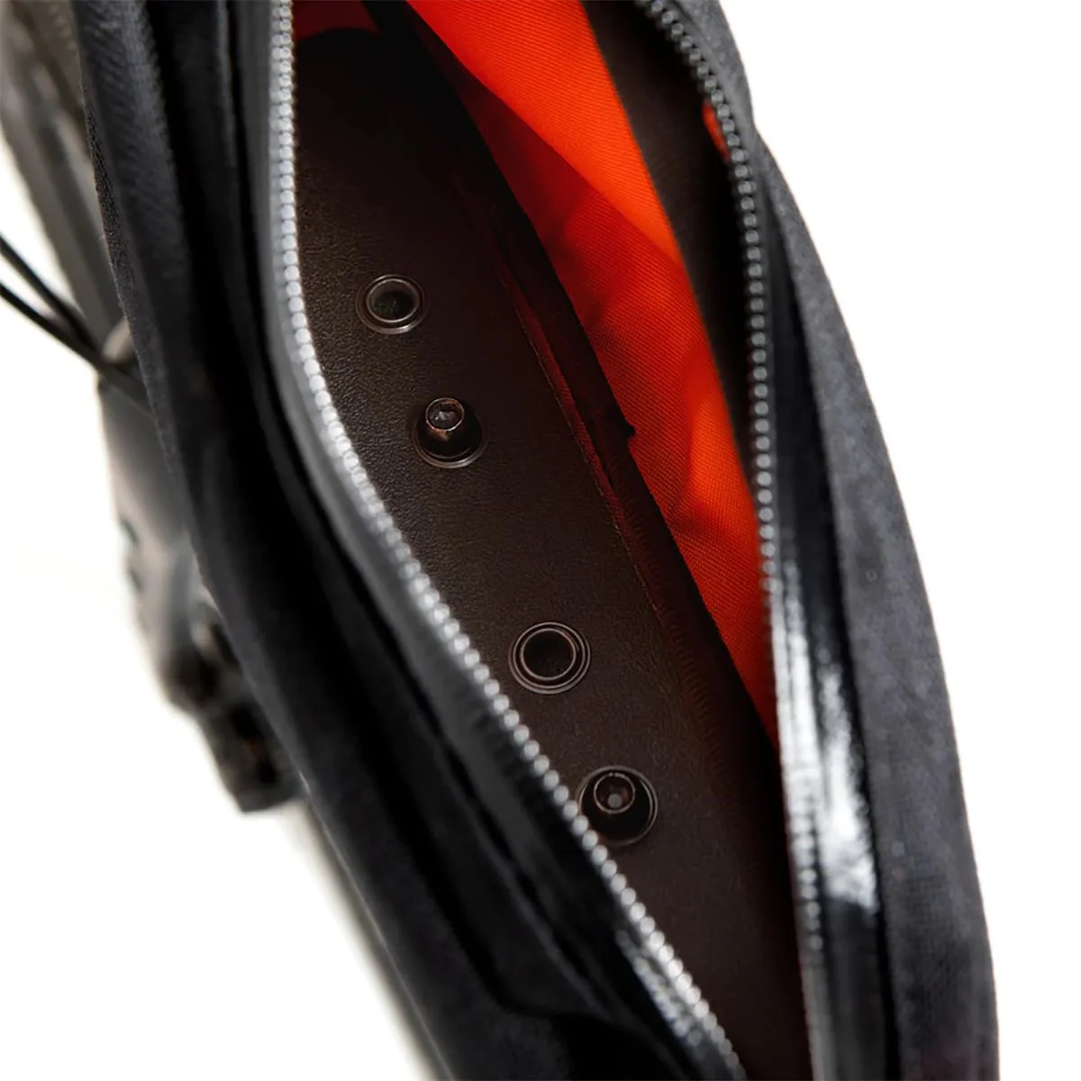 Przykręcana torba na ramę RESTRAP TOP TUBE BOLT 0.8L czarna - Image 4