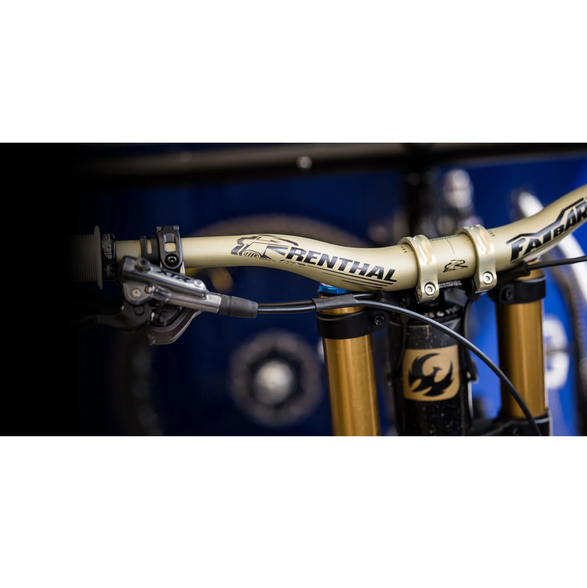 RENTHAL V3 FATBAR Rise 10mm 800mm Gold Hanger - Image 2
