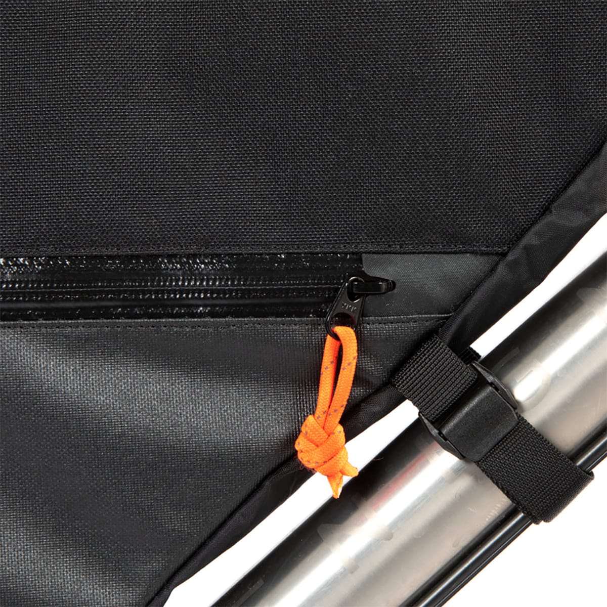 RESTRAP FULL FRAME BAG SMALL 6L Black - Image 4