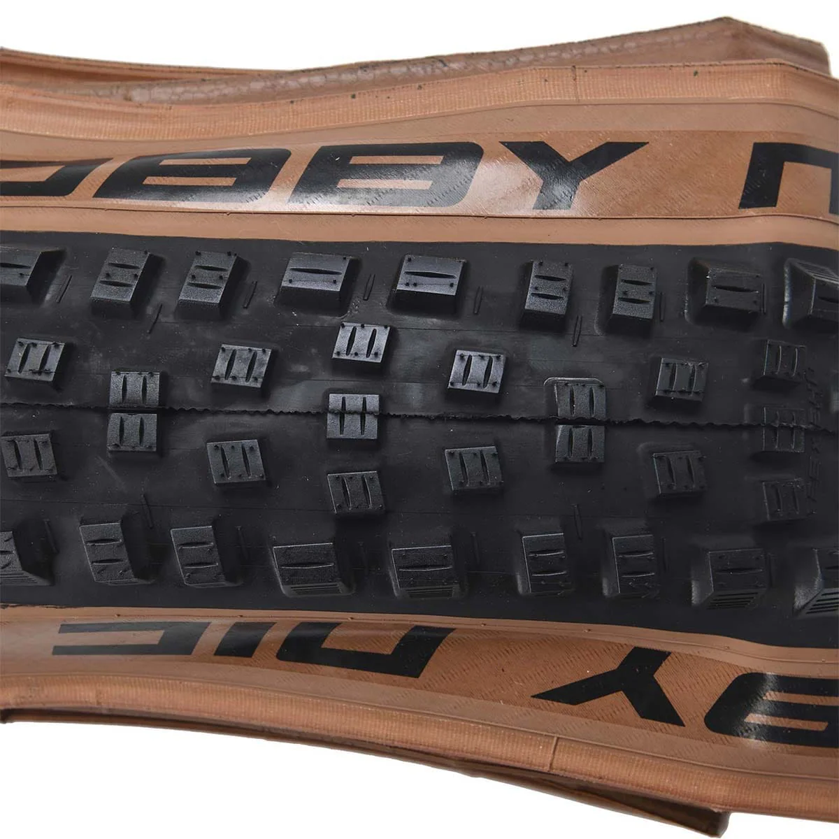 SCHWALBE NOBBY NIC 29x2.40 ADDIX PERFORMANCE opona dętkowa miękka czarna/brązowa - Image 3