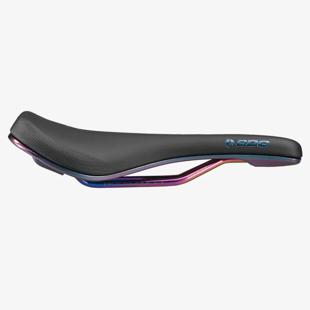 Siodełko SDG BEL-AIR V3 MAX Fuel Rails Lux-Alloy Oil Slick - Image 3