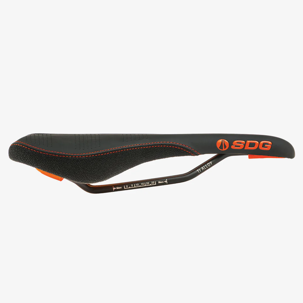 Siodełko SDG RADAR MTN Rails Titanium-Aluminium czarny/pomarańczowy - Image 3