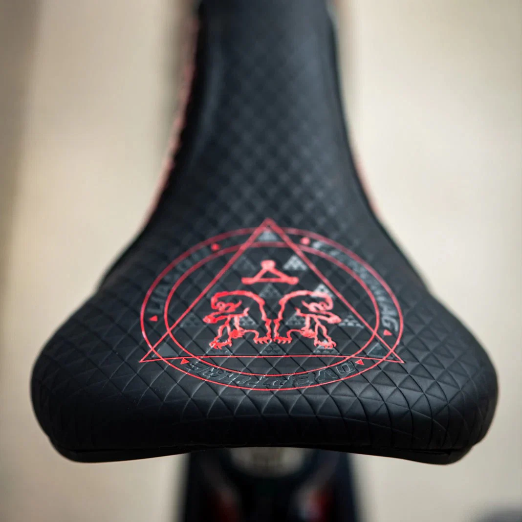 CHROMAG OVERTURE Rails CrMo Saddle Black/Red - Image 2