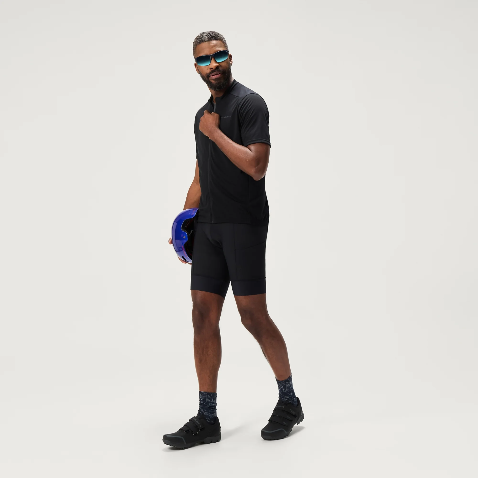 Spodenki ENDURA LOOP Bib Short Black - Image 6