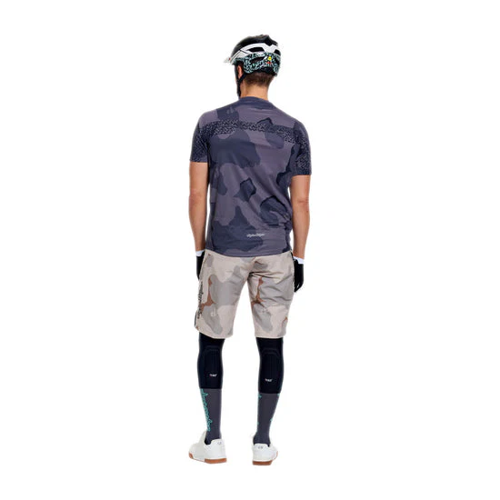 Spodenki TROY LEE DESIGNS SKYLINE PRO FLOW CAMO Pumice z wkładką BN3TH - Image 4