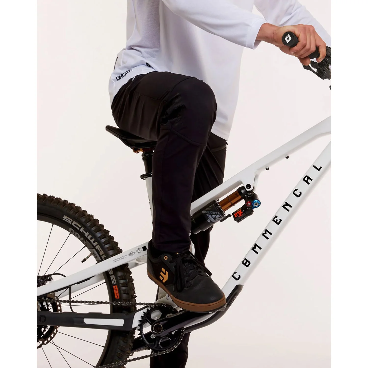 Spodnie DHARCO GRAVITY czarne - Image 6