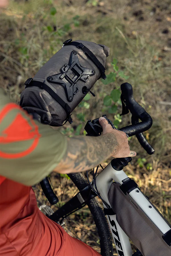 Torba na kierownicę ORTLIEB HANDLEBAR PACK FLEX 9 L czarna - Image 9