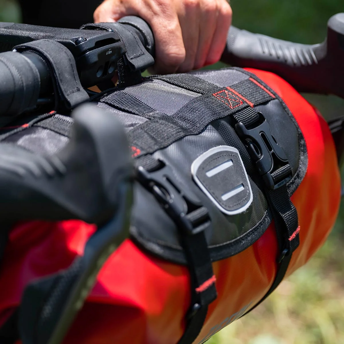 Torba na kierownicę ZEFAL Z ADVENTURE F10 10L czerwona - Image 12