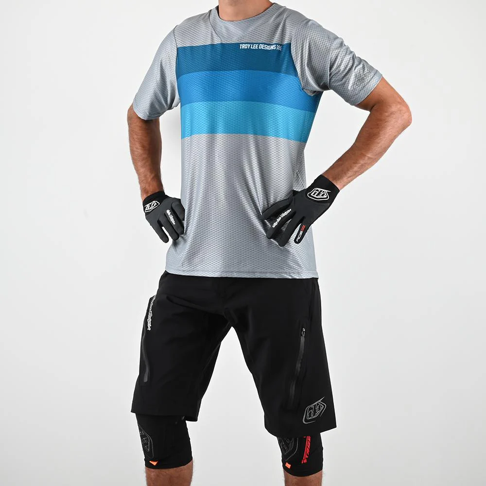 TROY LEE DESIGNS RESIST Spodenki Czarny - Image 3
