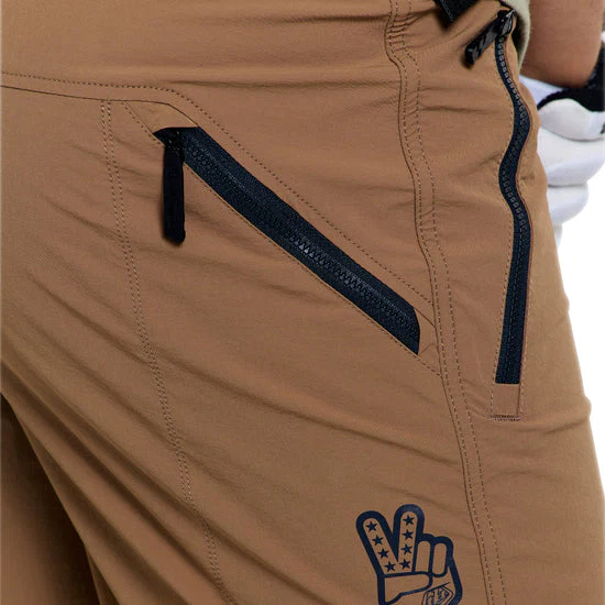 Spodenki TROY LEE DESIGNS SKYLINE TRAIL z wkładką Mono Beige - Image 16