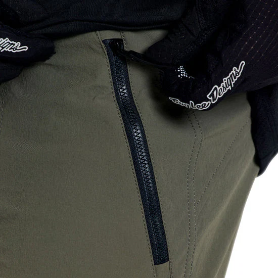 Spodenki TROY LEE DESIGNS SKYLINE TRAIL z wkładką Mono Khaki - Image 15