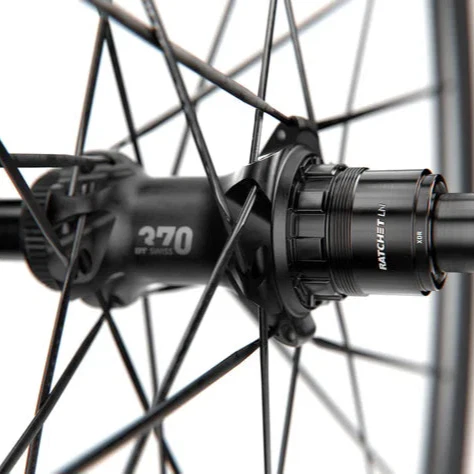 Para kół DT SWISS E 1800 SPLINE 30 DISC przystosowanych do jazdy bezdętkowej (centralna blokada) - Image 4