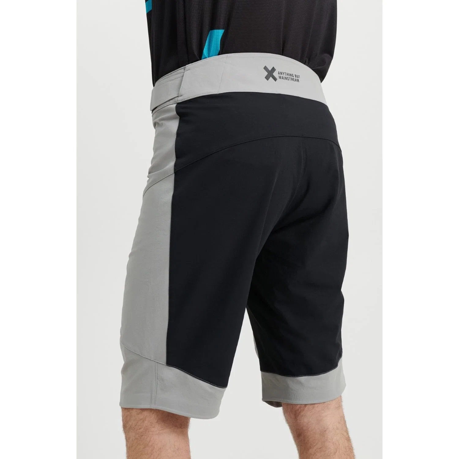 USWE SKRUBB MTB Short Grey - Image 9