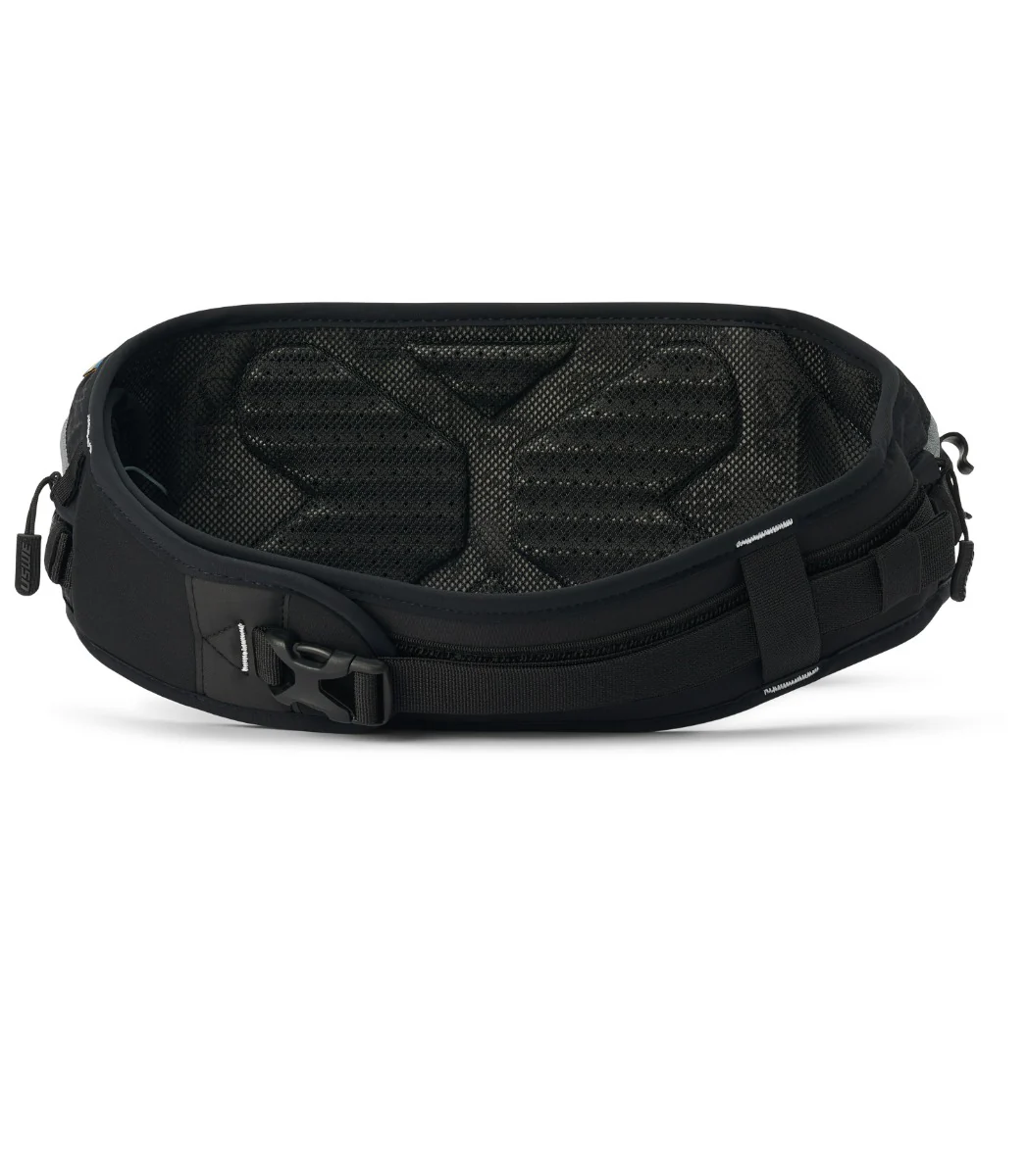 USWE ZULO 6 L Banana Bag Black - Image 4