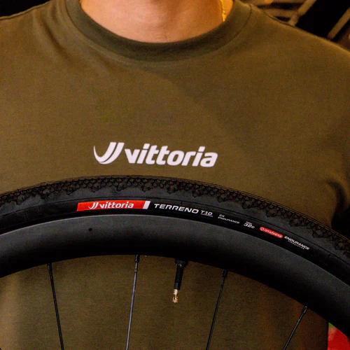 Opona VITTORIA TERRENO T10 HARDPACK 700x32c CX Endurance Tubeless Ready Black - Image 3
