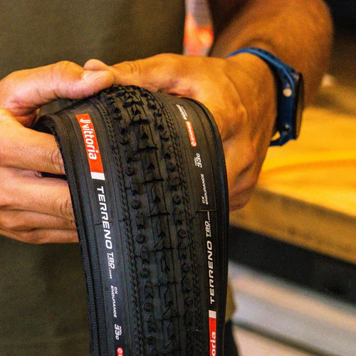 VITTORIA TERRENO T80 COARSE LOOSE 700x33c opona CX Endurance Tubeless Ready czarna - Image 3