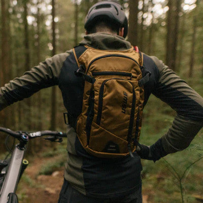 Worek nawadniający USWE MTB HYDRO 12 L brązowy - Image 6