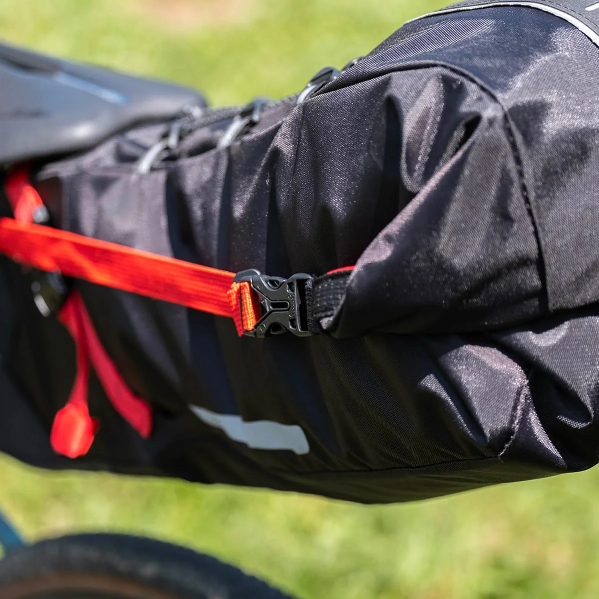 ZEFAL Z ADVENTURE R17 Torba pod siodło 8 L - 17 L Czarna - Image 8