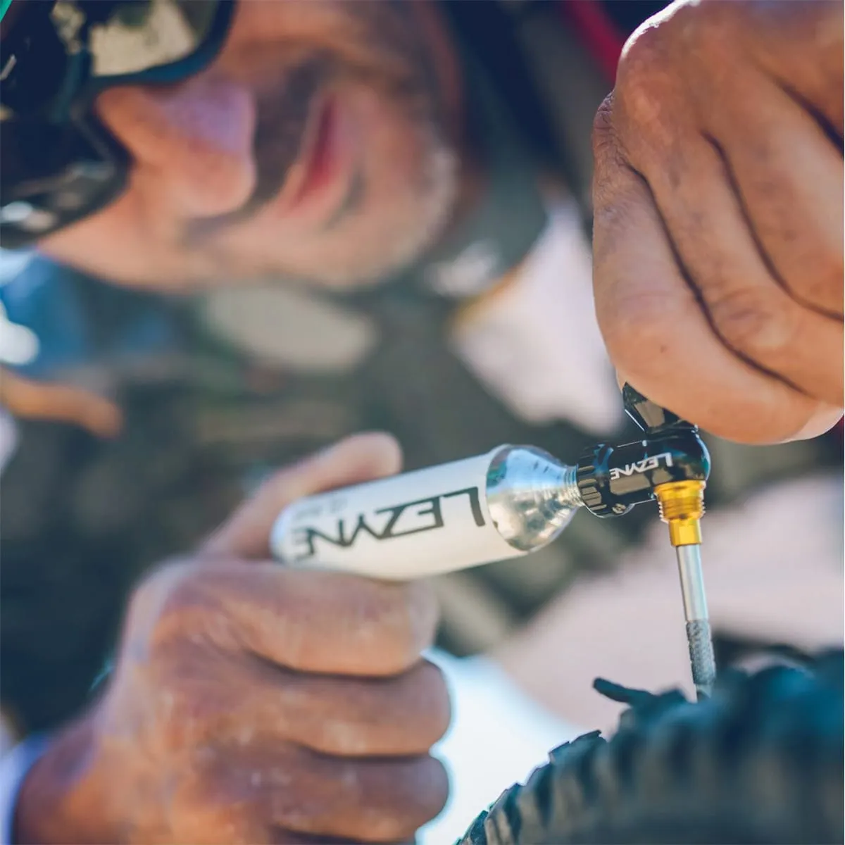 Zestaw naprawczy do opon bezdętkowych CO2 LEZYNE BLASTER + 5 bitów - Image 7