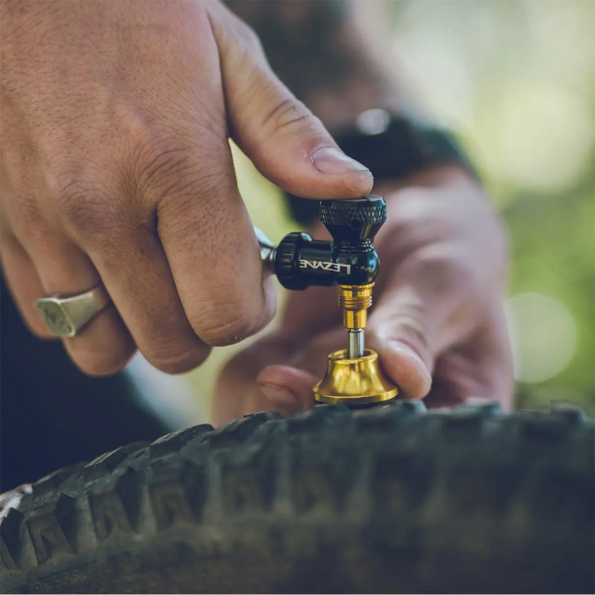 Zestaw naprawczy do opon bezdętkowych CO2 LEZYNE BLASTER + 5 bitów - Image 8